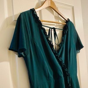 Gorgeous Emerald Green Maxi Dress